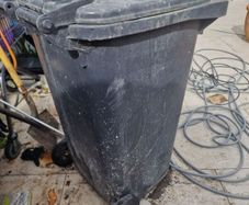Bin plastic