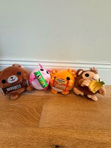 Snackles collectibles