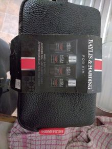 Baylis & Harding Toiletries & Wash Bag