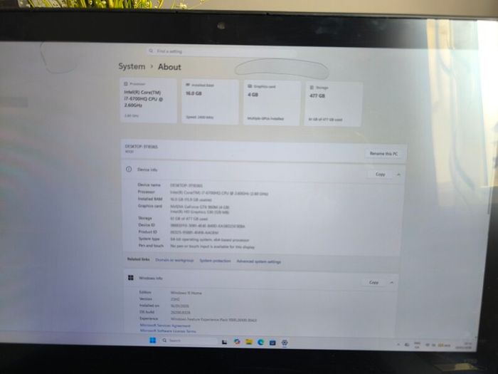 Lenovo Y700 16GB ddr 512 GB m2 SSD 4GB graphic card