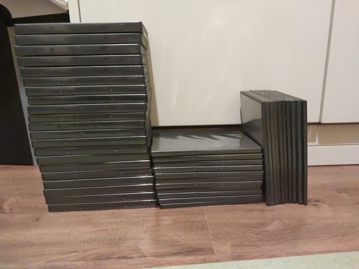 DVD/CD cases