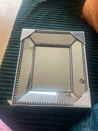 mirror