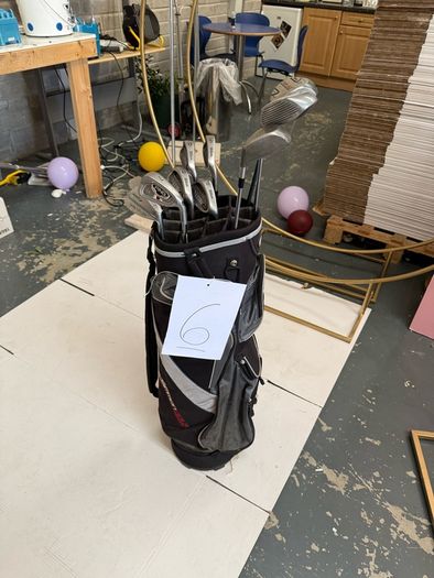 set golf clubs