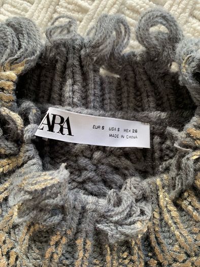 Zara jumper size S NEW