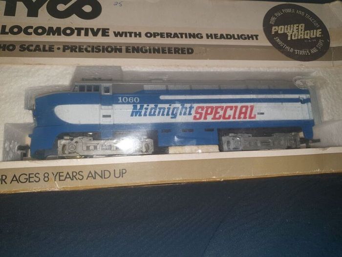 Vintage Tyco Midnight Special Dieisel Locomotive #1060