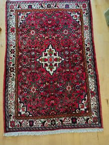 Genuine Vintage Persian Rug. Medium size.