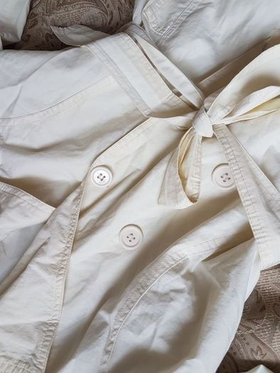 Beige Mac size M