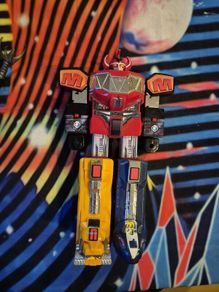 Vintage 1991 Bandai Transformer Power Ranger Voltron 9" tall