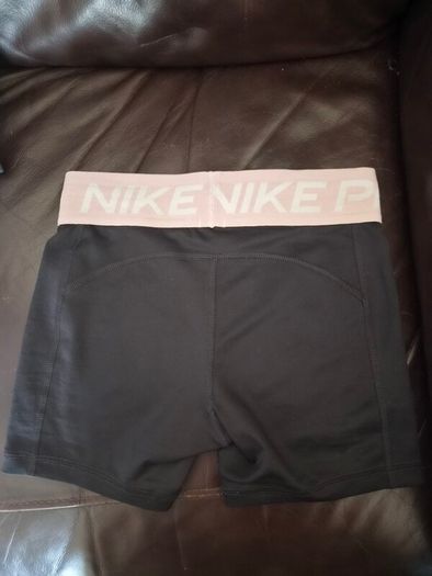 Nike Pro Kids Medium
