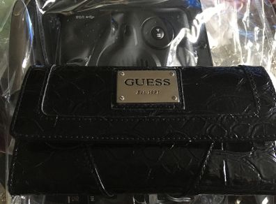 guess purse
