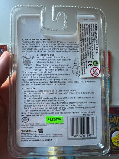 Pokemon 1999 Official Nintendo key rings by Tiger Electronics