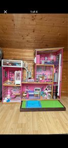 Doll house