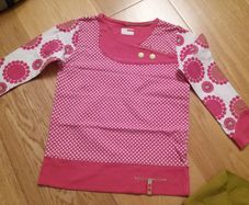2 Girls tops  Age 5-6