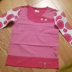 2 Girls tops  Age 5-6