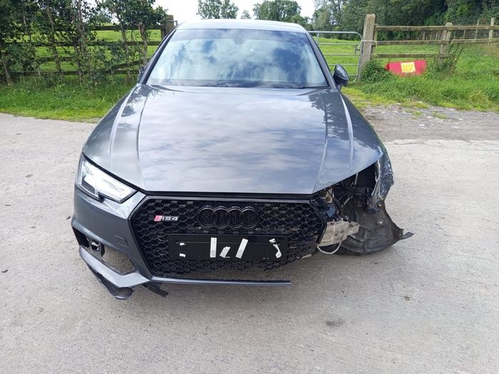 2014 Audi A4 automatic breaking for Parts