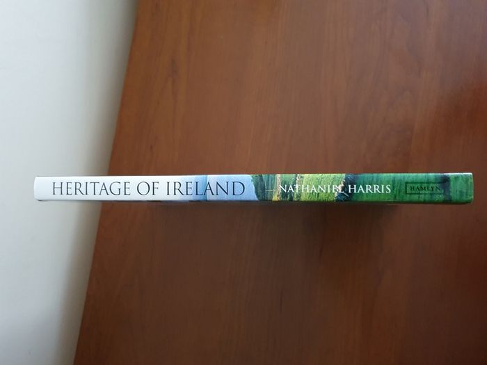Heritage of Ireland - A History of Ireland and Its People By Nathaniel Harris