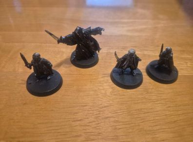 4 Lord of the rings game figures  - mesbg