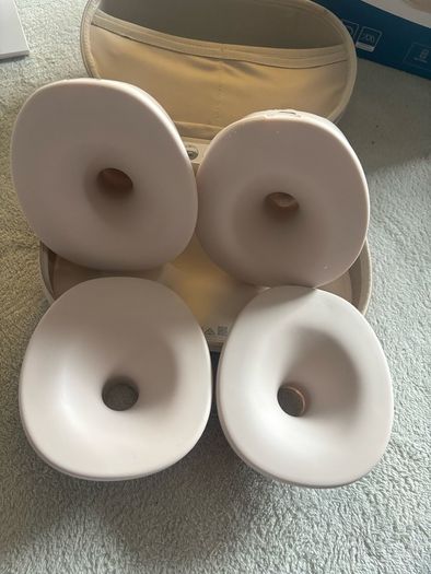Eufy Breast pump (s1 pro) with charging case & heating technology