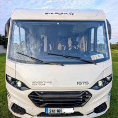Price drop '24 Sunlight i67s Motorhome Camper van