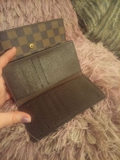 LV ladies wallet & card holder