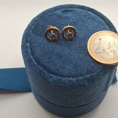9ct yellow gold  claddagh earrings