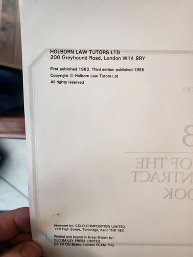 Law Books X 2. Llb Elements Of The Law Of Contract Casebook. Suitable For Law Students Studying For An Llb Elements Of The Law. 2 X First Edition Large Volume Paperback Books In Good Condition.
