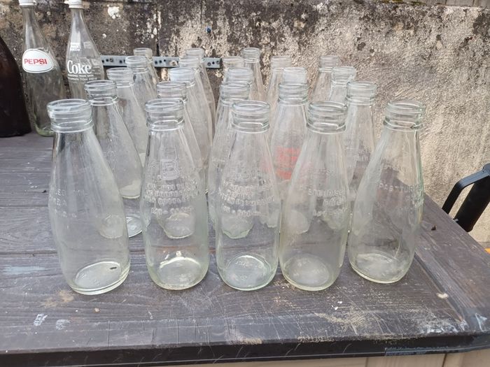 Vintage Milk, Coca-Cola, Pepsi and Bulmers Bottles