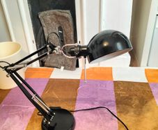 Table lamp