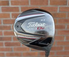 Titleist 913D2 Driver 9.5 degree - Premium Aldila Rogue Regular Shaft (Wrench & Headcover Included)