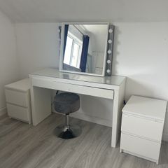 Bedroom Furniture  Set