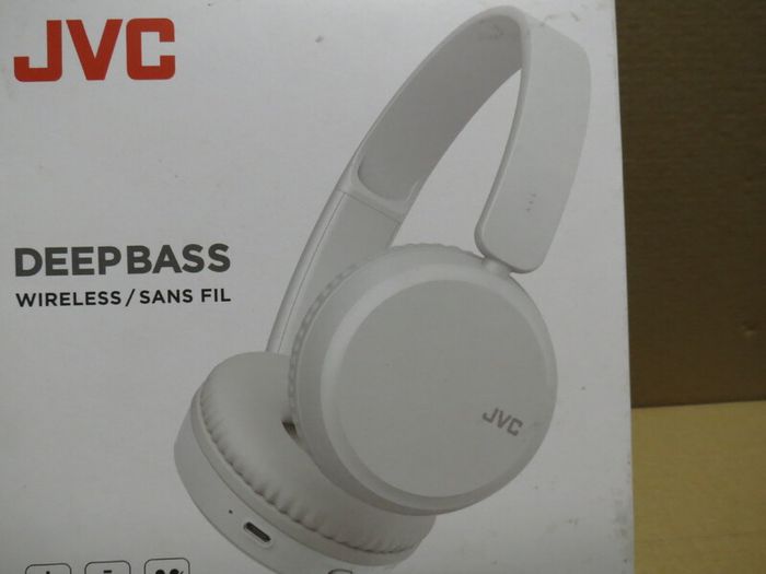 NEW >> JVC Bluetooth Headphones - White