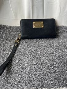 Micheal Kors Wallet - Black