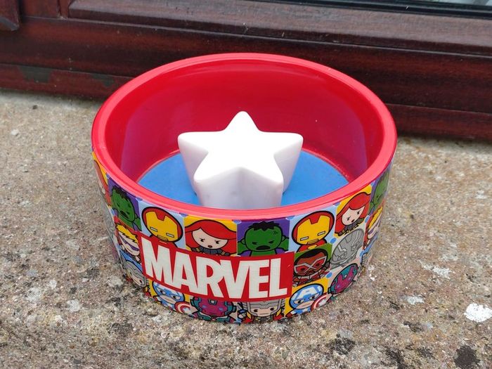 Marvel Pet Dish/bowl (slight Nick On Top).