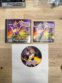 Spyro the Dragon Black label Complete in Box PS1 Retro PlayStation 1