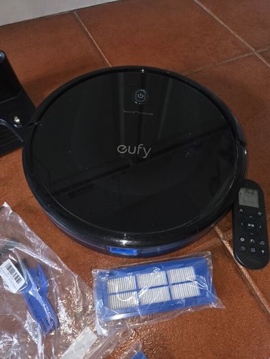 Eufy 11S Max Robot Vacuum for Parts