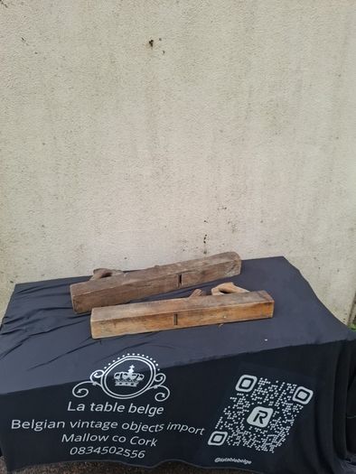By post only 2 large wood planer