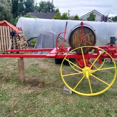 Vintage Pierce horse cart potato sprayer