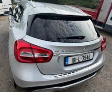 2018 Mercedes-benz Gla 200 sports executive