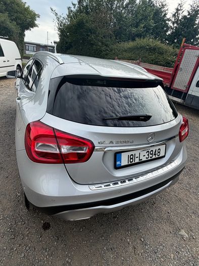 2018 Mercedes-benz Gla 200 sports executive