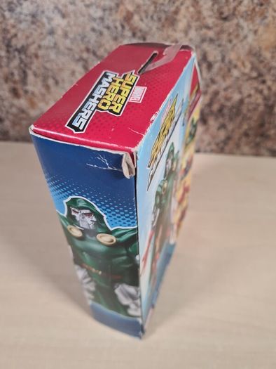 Marvel Superhero Mashers Doctor Doom Action Figure 6.5 Inch Hasbro 2013 Brand New Sealed