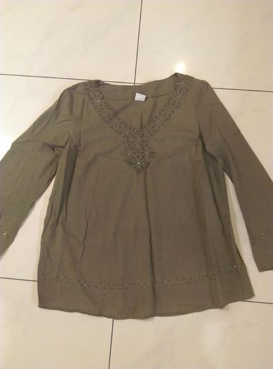 Maternity Top Size 12