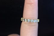 Beautiful Diamond-like ring in Gold colour