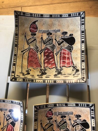 African serving plates