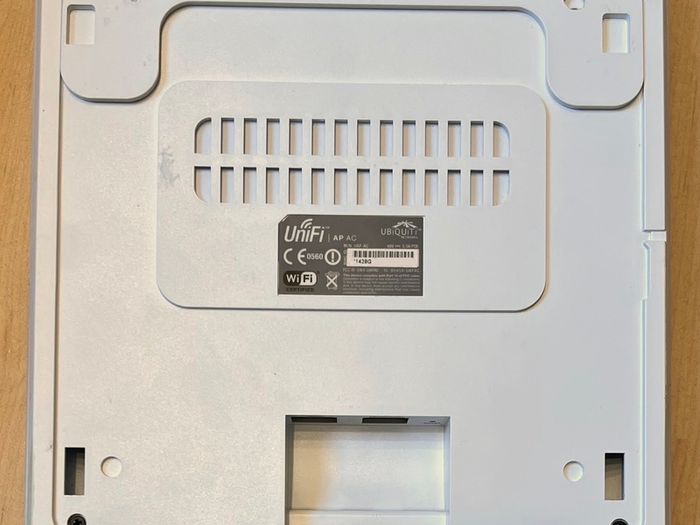 Ubiquiti UniFi AP AC (UAP-AC) PoE WiFi access point
