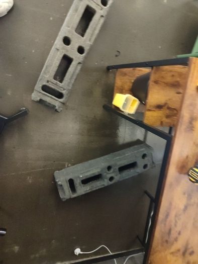6.5 Foot fence & Stands