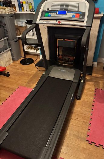 Pro Form CX450 Threadmill