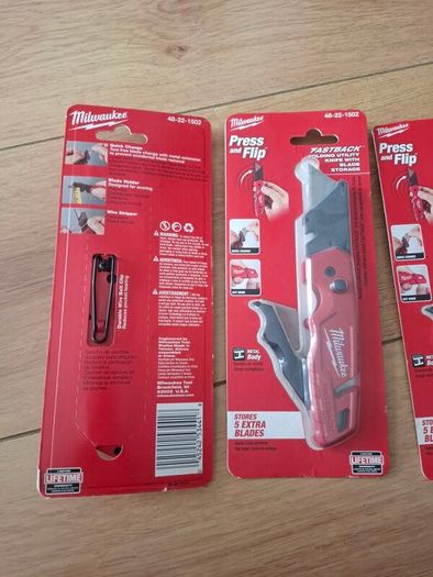 Milwaukee FASTBACK Folding Utility Knife with Blade Storage