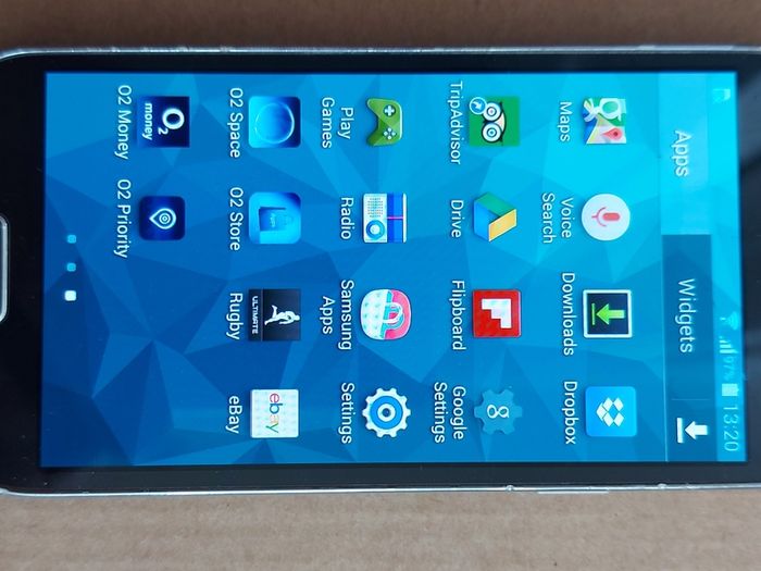 Samsung Galaxy S4 mini, 8gb, Model GT-I9195, in excellent cosmetic and working condition