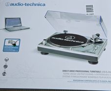 Audio Technica AT LP120 USB Turntable