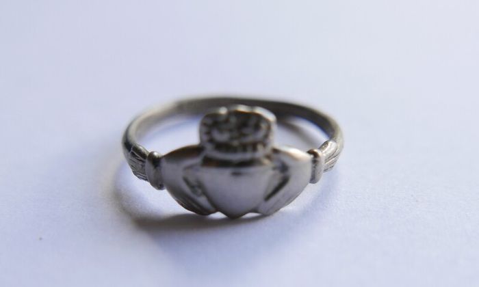 Vintage Rolled Gold Claddagh Ring - silver tone, size O
